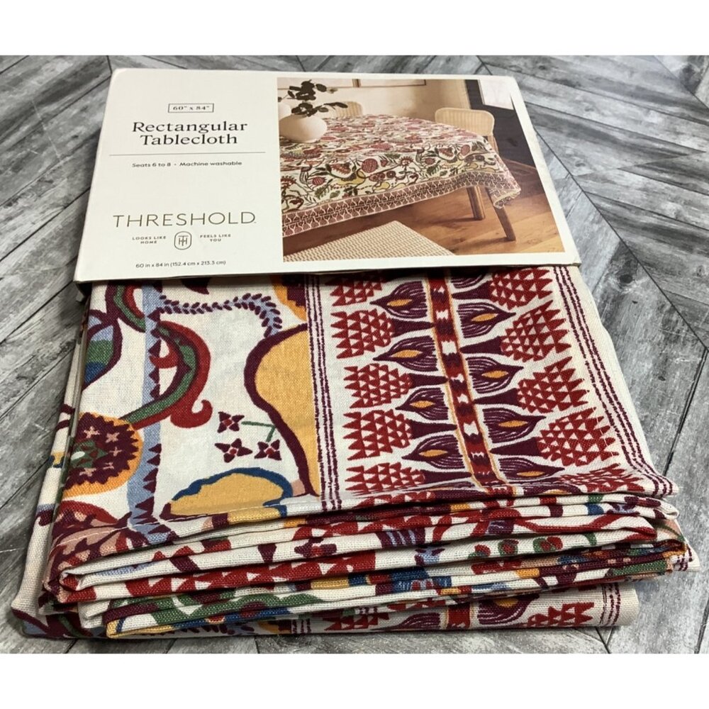 Threshold Rectangular Tablecloth 60"x84" Red & Multicolor Floral Print Machine W - Picture 3 of 5